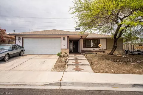 7624 Genzer Dr, Las Vegas, NV 89145