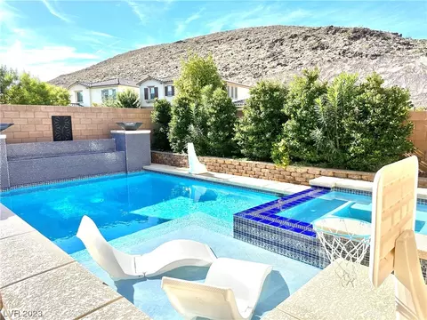 12300 Old Muirfield St, Las Vegas, NV 89141