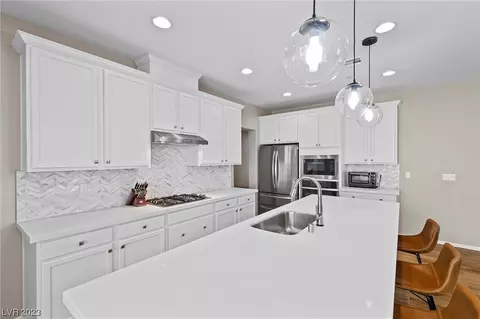 948 E Sunset Rd, Henderson, NV 89011 photo 13
