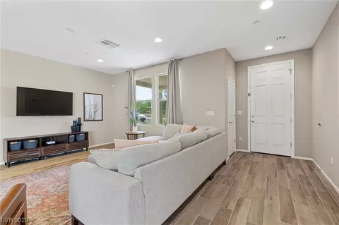 948 E Sunset Rd, Henderson, NV 89011 photo 12