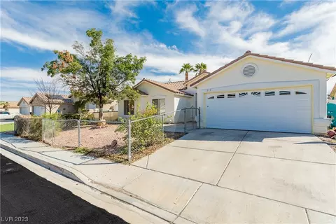 119 Queenswreath Dr, North Las Vegas, NV 89031