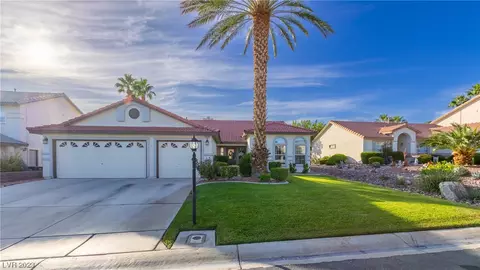 5029 Desert Fir Dr, Las Vegas, NV 89130