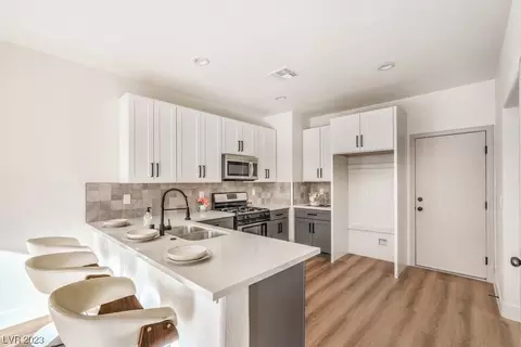 245 Impassioned Ct, Henderson, NV 89052