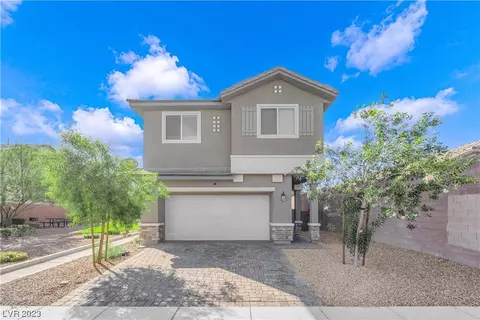 77 Desert Palm Dr, Las Vegas, NV 89183