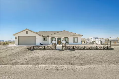 1085 E Mcknight Ave, Moapa, NV 89025
