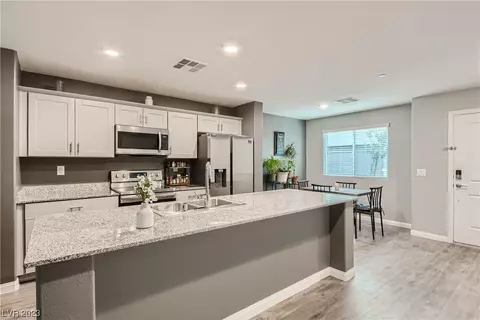 12110 Midnight Pine Rd #3, Las Vegas, NV 89183