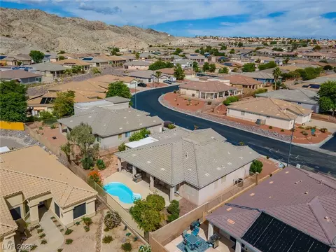 View/Area - 3625 Laughlin Blvd, Laughlin, NV 89029 photo 5 of 13