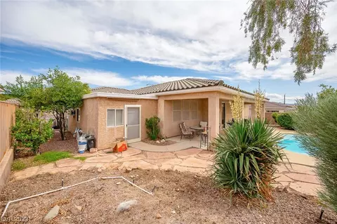 Exterior - 3625 Laughlin Blvd, Laughlin, NV 89029 photo 17 of 28