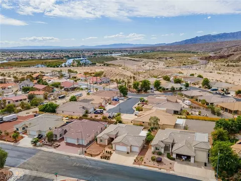 View/Area - 3625 Laughlin Blvd, Laughlin, NV 89029 photo 6 of 13