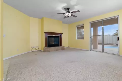 Living - 3625 Laughlin Blvd, Laughlin, NV 89029 photo 2 of 5