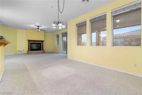 Living - 3625 Laughlin Blvd, Laughlin, NV 89029 photo 5 of 5