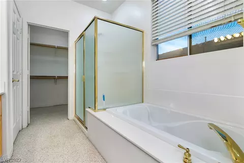 Bath - 3625 Laughlin Blvd, Laughlin, NV 89029 photo 4 of 8