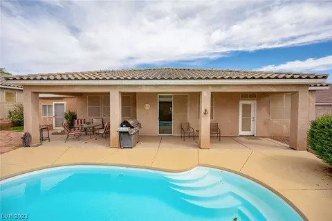 Exterior - 3625 Laughlin Blvd, Laughlin, NV 89029 photo 16 of 28