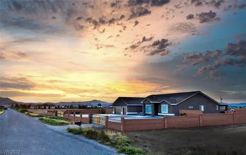 1380 W Fawn St, Pahrump, NV 89048