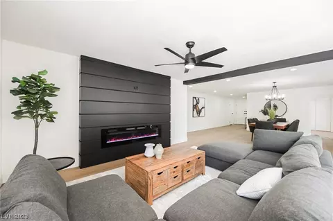 3083 Van Buskirk Cir, Las Vegas, NV 89121