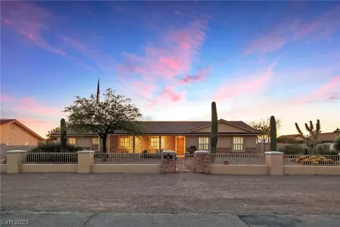 728 N Milan St, Henderson, NV 89015