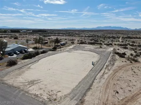 1281 Bowler St, Pahrump, NV 89048