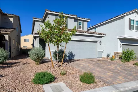 8729 Oak Lawn St, Las Vegas, NV 89148