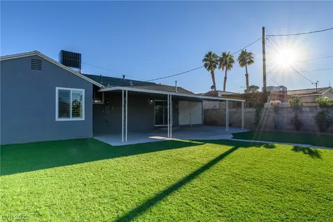 1805 Howard Ave, Las Vegas, NV 89104