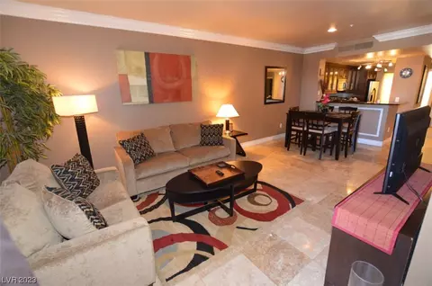 260 E Flamingo Rd #324, Las Vegas, NV 89169