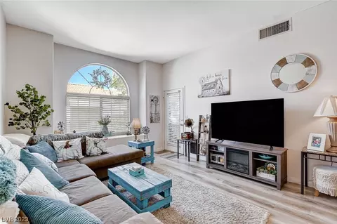 3125 N Buffalo Dr #2123, Las Vegas, NV 89128