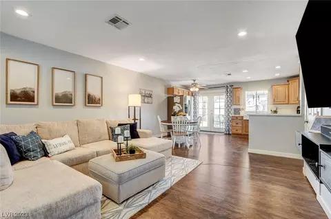 607 Barron Ct, Henderson, NV 89002