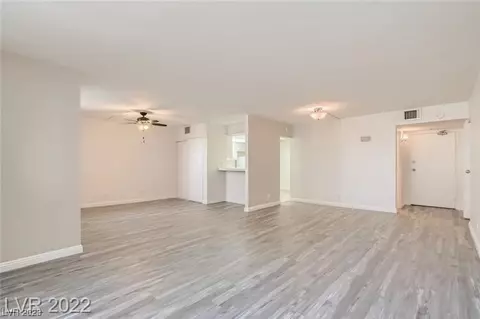 3930 University Center Dr #507, Las Vegas, NV 89119