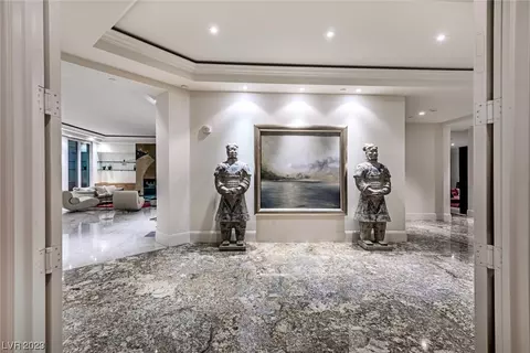 2857 Paradise Rd #3701, Las Vegas, NV 89109