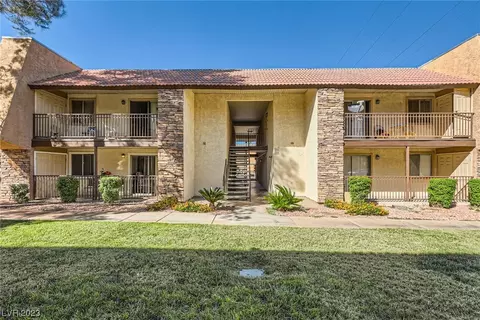 5180 Indian River Dr #351, Las Vegas, NV 89103