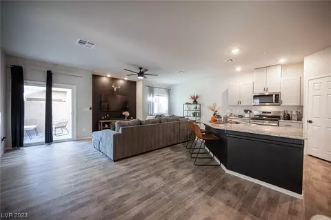 4645 Blaise Ave #103, North Las Vegas, NV 89084