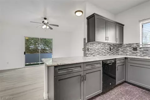 5650 E Sahara Ave #2010, Las Vegas, NV 89142