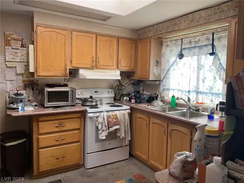 1128 Avenue B, Ely, NV 89301 photo 3
