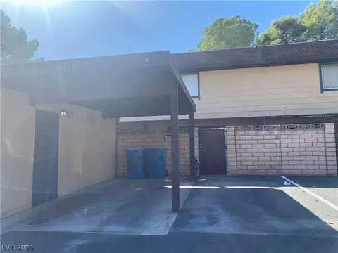 6175 Meadowhaven Ln, Las Vegas, NV 89103