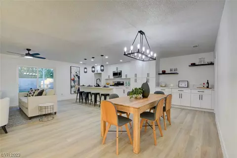 213 S Roland Wiley Rd, Las Vegas, NV 89145