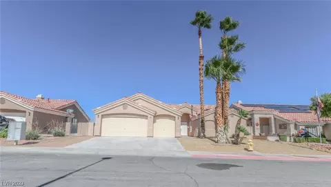 8040 Edward Baher Ave, Las Vegas, NV 89149