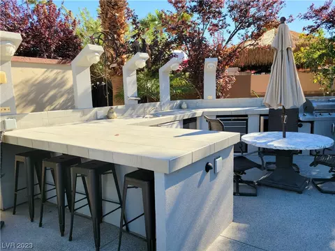 8175 Arville St #352, Las Vegas, NV 89139