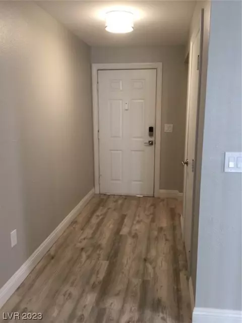 260 E Flamingo Rd #202, Las Vegas, NV 89169