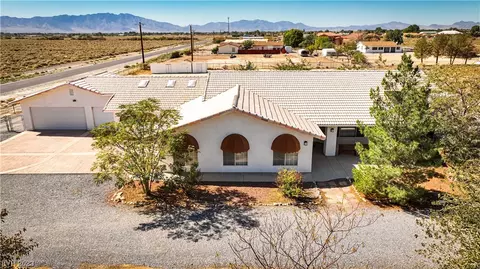3980 Oakleaf Ave, Pahrump, NV 89048