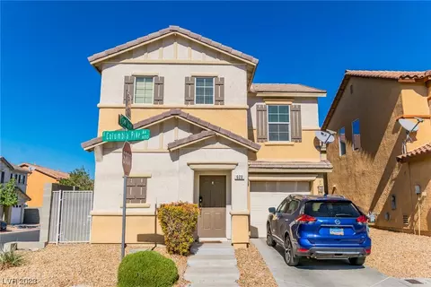 620 Columbia Pike Ave, Las Vegas, NV 89183