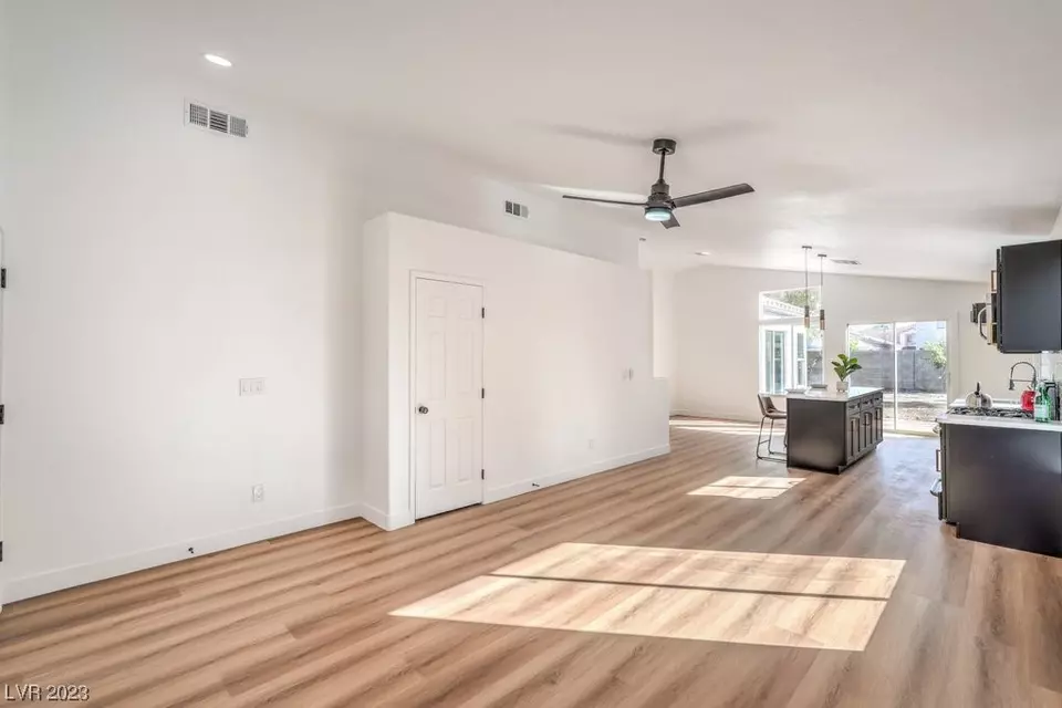  131 Arbor Creek Ct, Las Vegas, NV 89123 photo 11