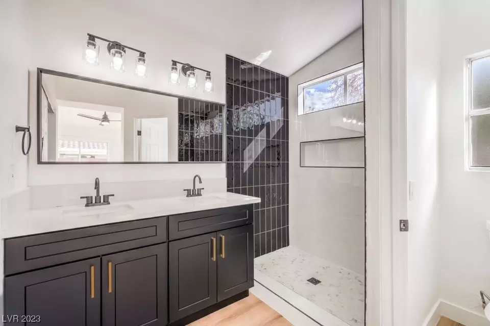  131 Arbor Creek Ct, Las Vegas, NV 89123 photo 4