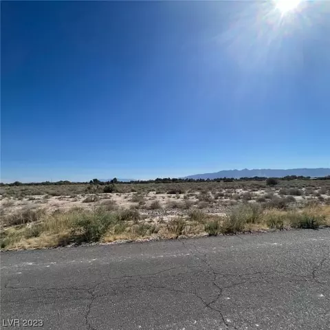 4471 Oakridge Ave, Pahrump, NV 89048