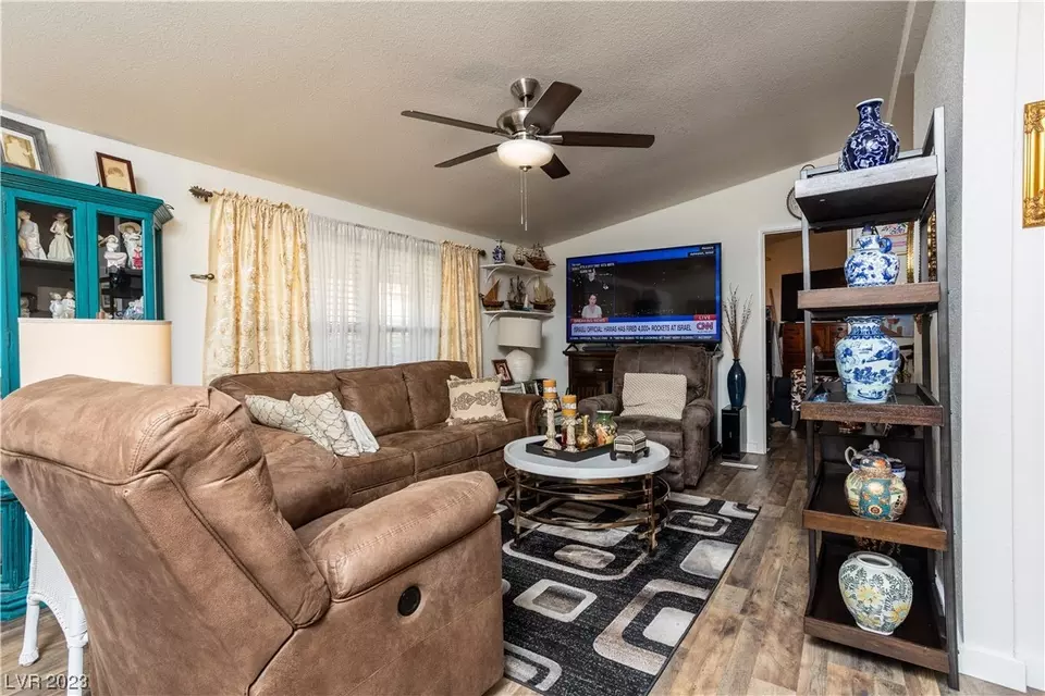 3280 Del Monte St, Laughlin, NV 89029 28 Photos Movoto