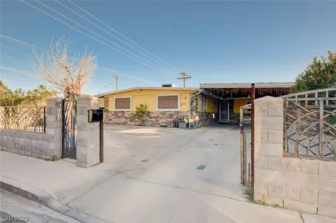 3715 Reynolds Ave, North Las Vegas, NV 89030
