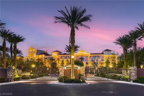 9227 Tesoras Dr #301, Las Vegas, NV 89144