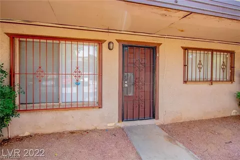 625 S Royal Crest Cir #4, Las Vegas, NV 89169