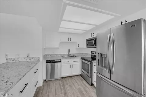 1409 Cedar Rock Ln #102, Las Vegas, NV 89128