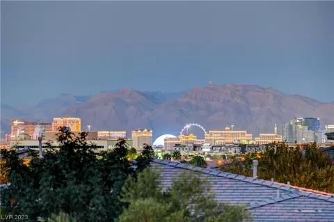 6868 Regency Crest Ave, Las Vegas, NV 89148