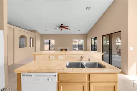 1419 Palm, Laughlin, NV 89029 photo 16