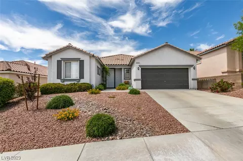 11135 River Hills Ln, Las Vegas, NV 89135